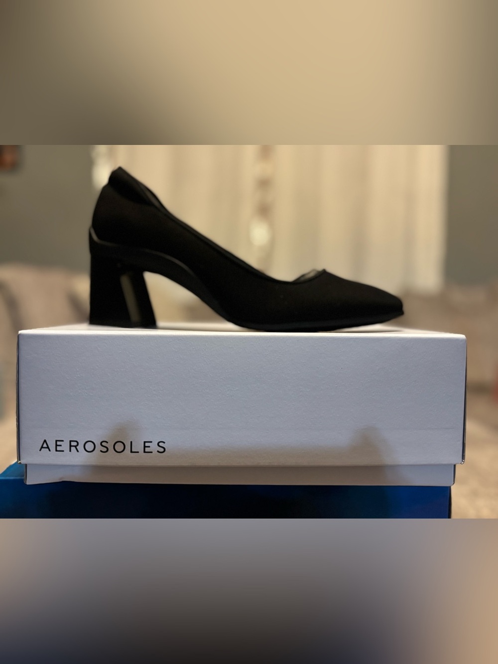 Aerosoles Comfortable Women's Mid Heel Pump Black Stretch Fabric Black Size 8M - Picture 8 of 8